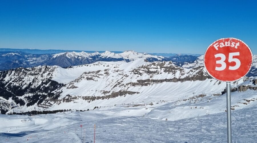 Ski : le changement climatique menace « presque la totalité » des stations européennes