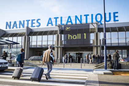 Aéroport de Nantes : pas de fusion, pas d’allongement de la piste, mais un couvre-feu plus dur