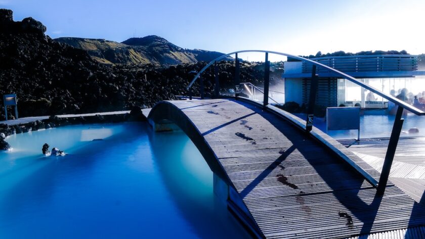 Eruption volcanique en Islande : le Blue Lagoon à nouveau fermé jusqu’à mardi