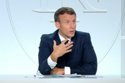 Sommet Destination France : Macron accueille 200 patrons pour stimuler les investissements dans le tourisme