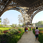 Végétalisation de la Tour Eiffel : le préfet a « encore des interrogations »